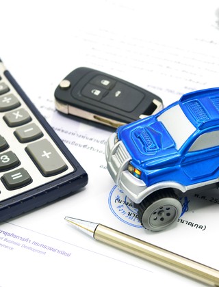 © Mranucha | Dreamstime.com - Buy Sell Rent A Car For Business Concept. Photo